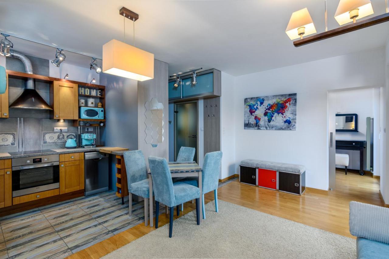 Apartmán Apart Na Pradze Varšava Exteriér fotografie